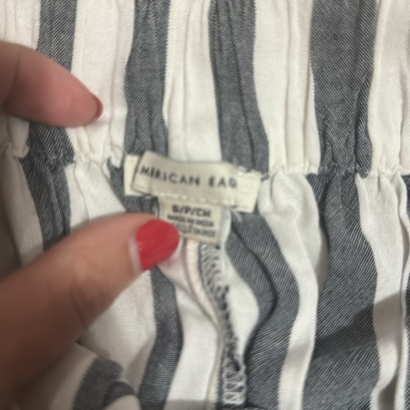 American Eagle Pants - Picture 3 of 3